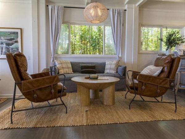 Beautiful 5 Bedroom Home on the Beach with Hot Tub in Sunset Beach