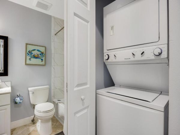 Stunning Destin Penthouse with Amazing Water Views