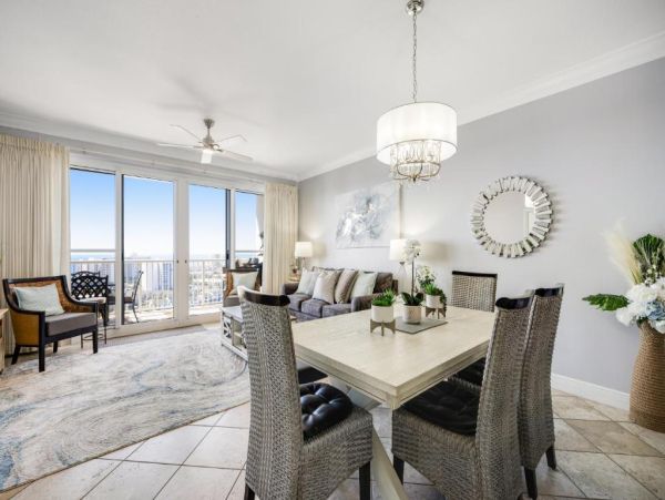 Stunning Destin Penthouse with Amazing Water Views