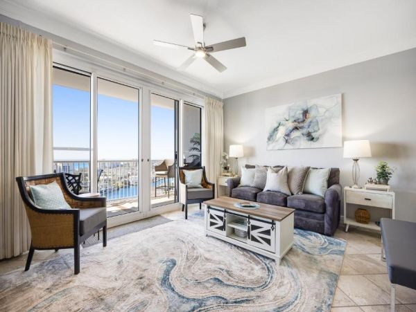 Stunning Destin Penthouse with Amazing Water Views