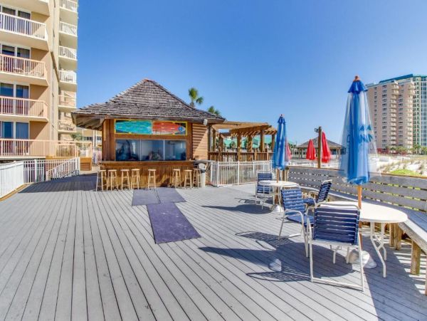Stunning Destin Penthouse with Amazing Water Views
