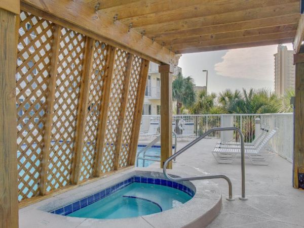 Stunning Destin Penthouse with Amazing Water Views