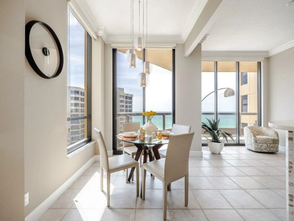 Gulf View Two Bedroom Vacation Rental in Longboat Key