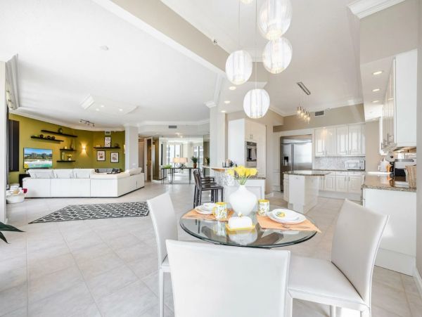 Gulf View Two Bedroom Vacation Rental in Longboat Key