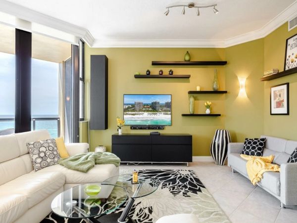Gulf View Two Bedroom Vacation Rental in Longboat Key