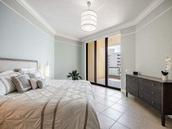 Gulf View Two Bedroom Vacation Rental in Longboat Key