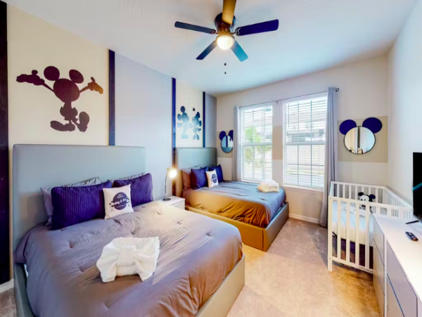 Stunning Home with Pool, Game Room, and Resort Amenities Near Disney