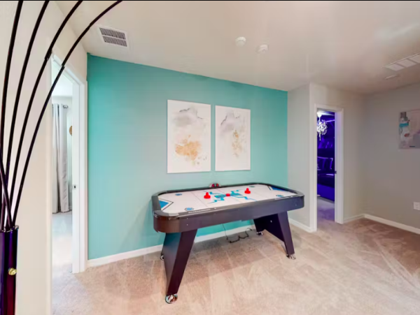 Stunning Home with Pool, Game Room, and Resort Amenities Near Disney