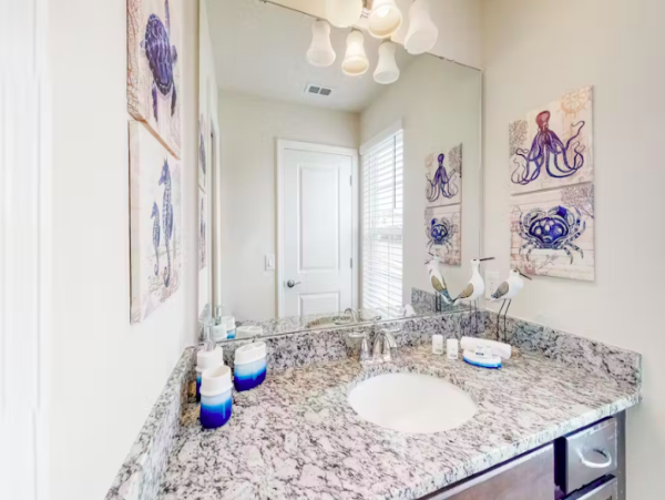 Stunning Home with Pool, Game Room, and Resort Amenities Near Disney