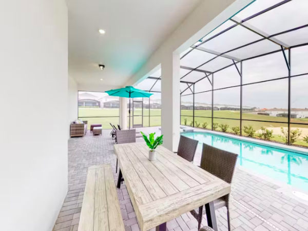 Stunning Home with Pool, Game Room, and Resort Amenities Near Disney