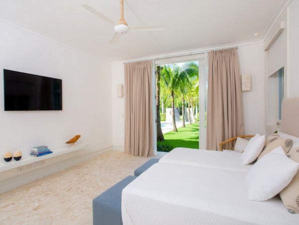 Punta Cana Luxury Home in Resort with Six Bedroom