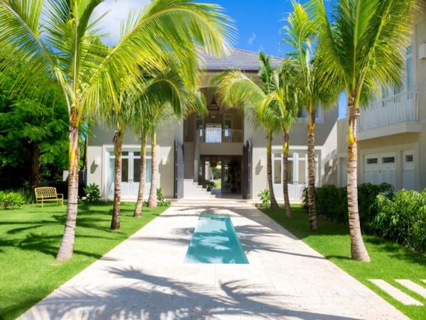 Punta Cana Luxury Home in Resort with Six Bedroom