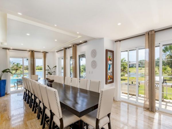 Punta Cana Vacation Home Eight Bedroom Walk to Beach