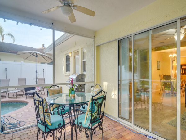 4 Bed, 2.5 Bath Vacation Rental Home with Private Pool in Largo