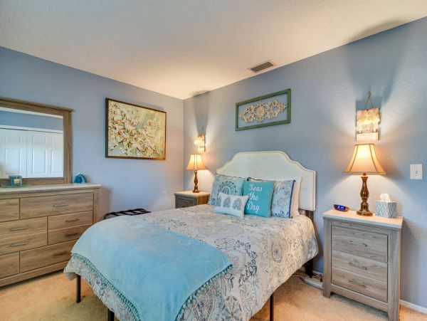 4 Bed, 2.5 Bath Vacation Rental Home with Private Pool in Largo