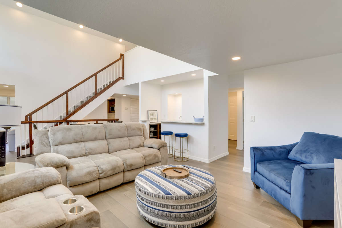 Seminole Lovely Vacation Getaway with 4 Bedrooms Sleeps 12