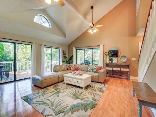 Seminole Vacation Rental with 4 Bedroom & Pool (close to Indian Rocks)