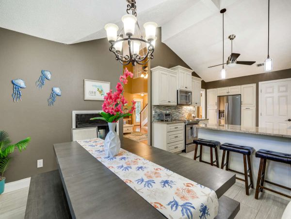 Seminole Vacation Rental with 4 Bedroom & Pool (close to Indian Rocks)