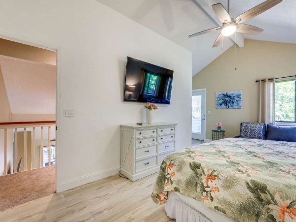 Seminole Vacation Rental with 4 Bedroom & Pool (close to Indian Rocks)