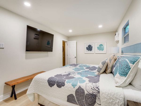 Seminole Vacation Rental with 4 Bedroom & Pool (close to Indian Rocks)