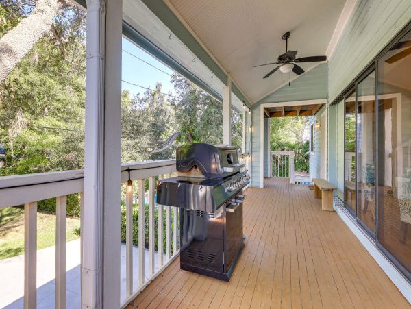 Seminole Vacation Rental with 4 Bedroom & Pool (close to Indian Rocks)