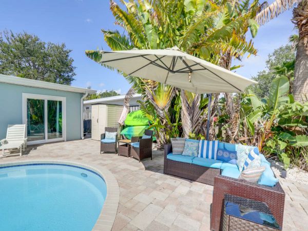 Walk to Beach Indian Rocks Vacation Home Five Bedroom