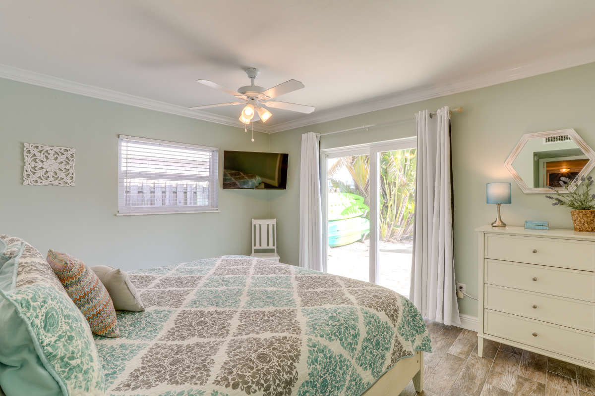 Walk to Beach Indian Rocks Vacation Home Five Bedroom