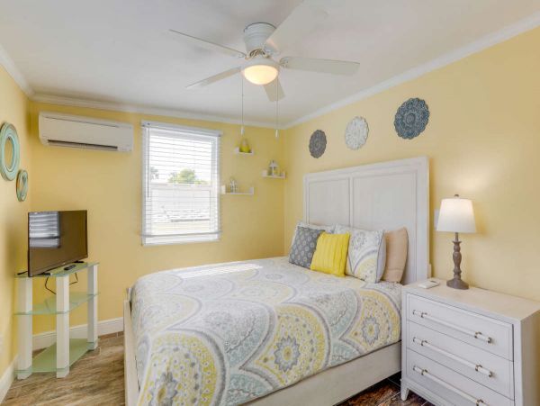 Walk to Beach Indian Rocks Vacation Home Five Bedroom