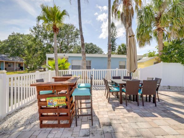 Walk to Beach Indian Rocks Vacation Home Five Bedroom