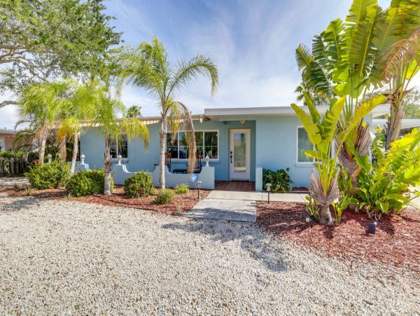 Walk to Beach Indian Rocks Vacation Home Five Bedroom