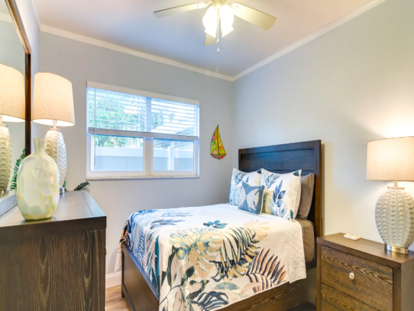 Indian Rocks  Beach 2 bedroom Apartment near ocean
