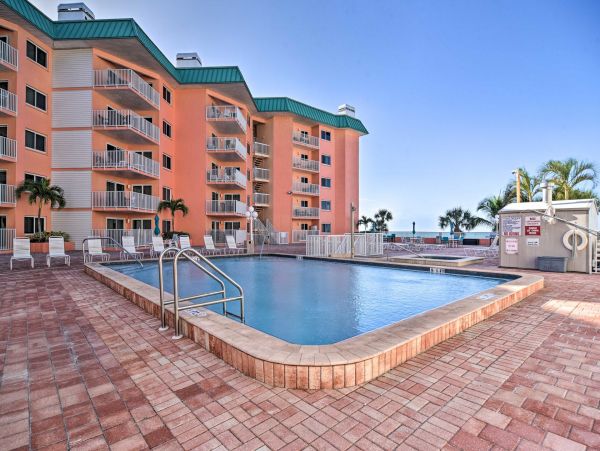 Beachfront Indian Shores Rental