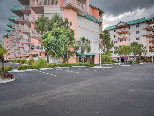 Beachfront Indian Shores Rental