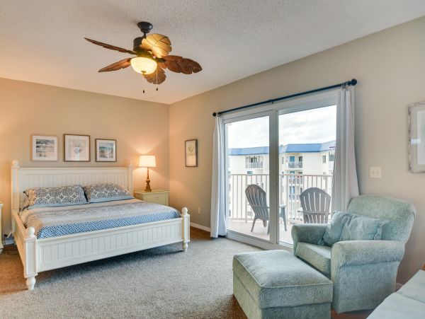 Beachfront Indian Shores Rental