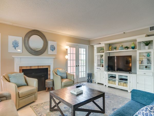 Beachfront Indian Shores Rental