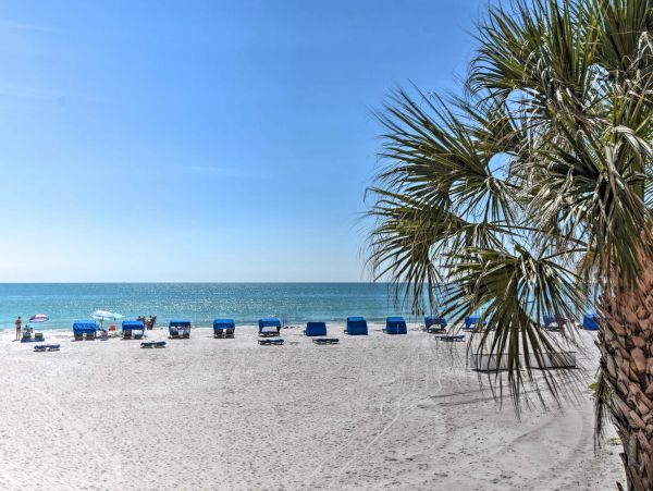 Beachfront Indian Shores Rental