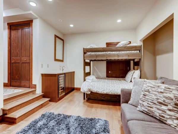 Gorgeous Vacation Duplex in Breckenridge with Great Amenities