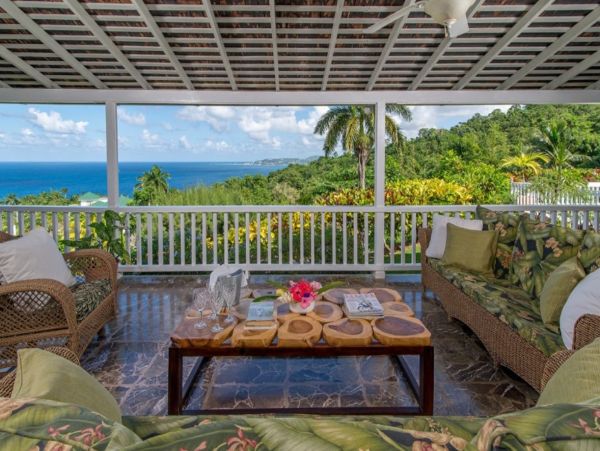 Jamaica Three Bedroom Walk to Beach Elegant Vacation Home
