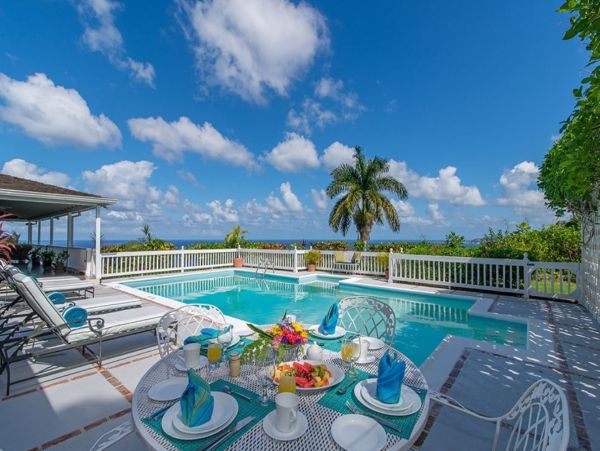 Jamaica Three Bedroom Walk to Beach Elegant Vacation Home