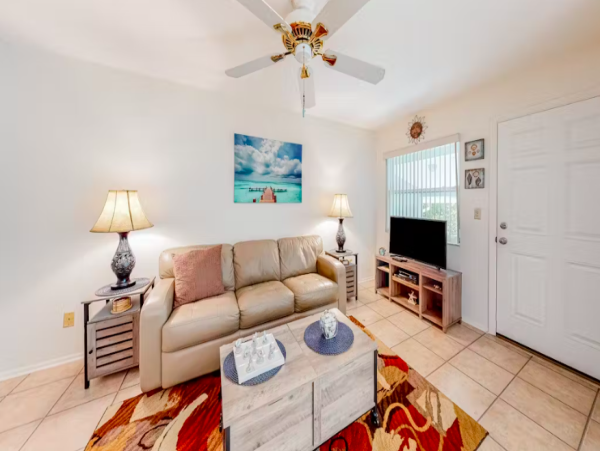 Charming Gulf-Views Condo with Pool, Balcony, and Easy Beach Access