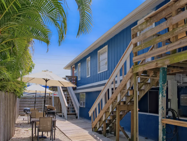 Stroll To Beach Anna Maria Island Cottage