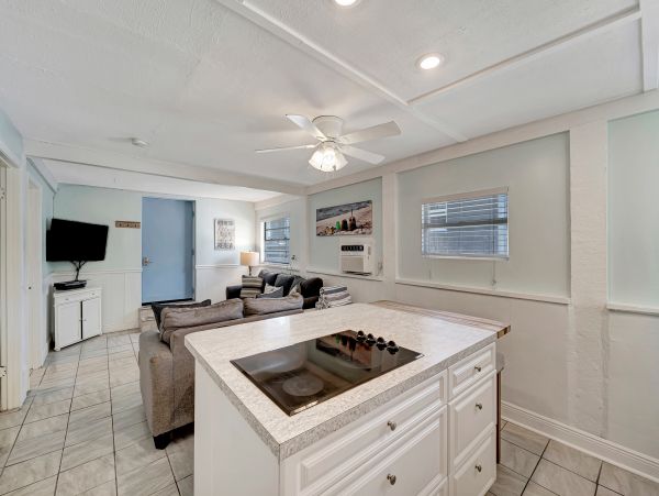 Two Bedroom Cozy Suite for Rent in Holmes Beach
