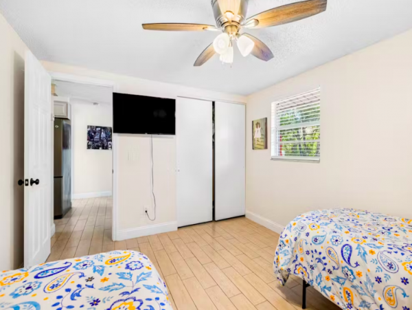Full Duplex with Separate Outdoor Areas & Walking Distance to Beach