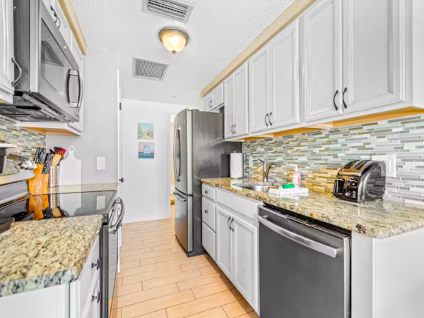 Full Duplex with Separate Outdoor Areas & Walking Distance to Beach