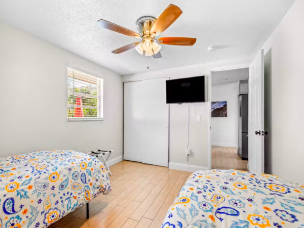 Full Duplex with Separate Outdoor Areas & Walking Distance to Beach