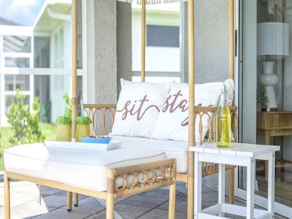 Cape Coral Vacation Home Water Views. Four Bedrooms