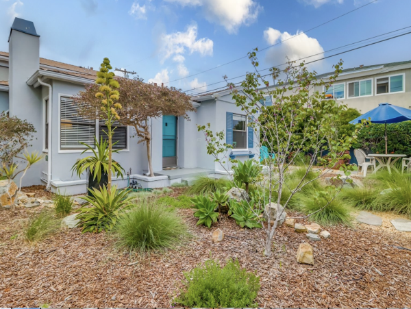 Lovely Walk to Beach Cottage in Mission Beach