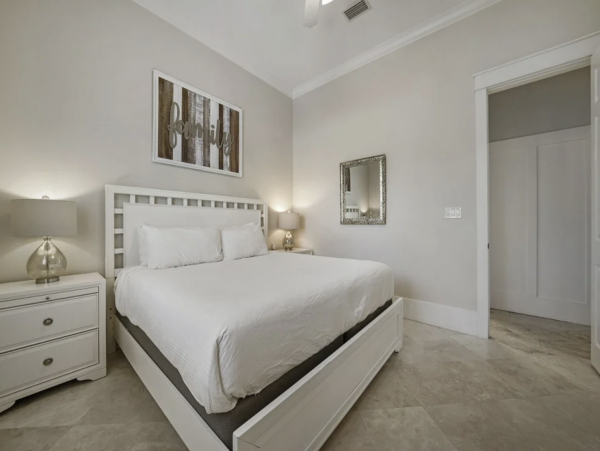 Destin Luxury Vacation Five Bedroom Retreat Sleeps 20