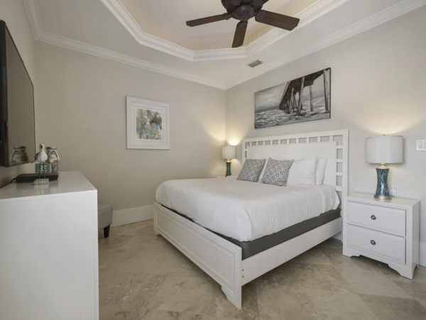 Destin Luxury Vacation Five Bedroom Retreat Sleeps 20