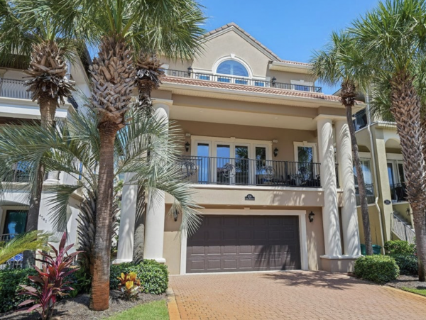 Destin Luxury Vacation Five Bedroom Retreat Sleeps 20